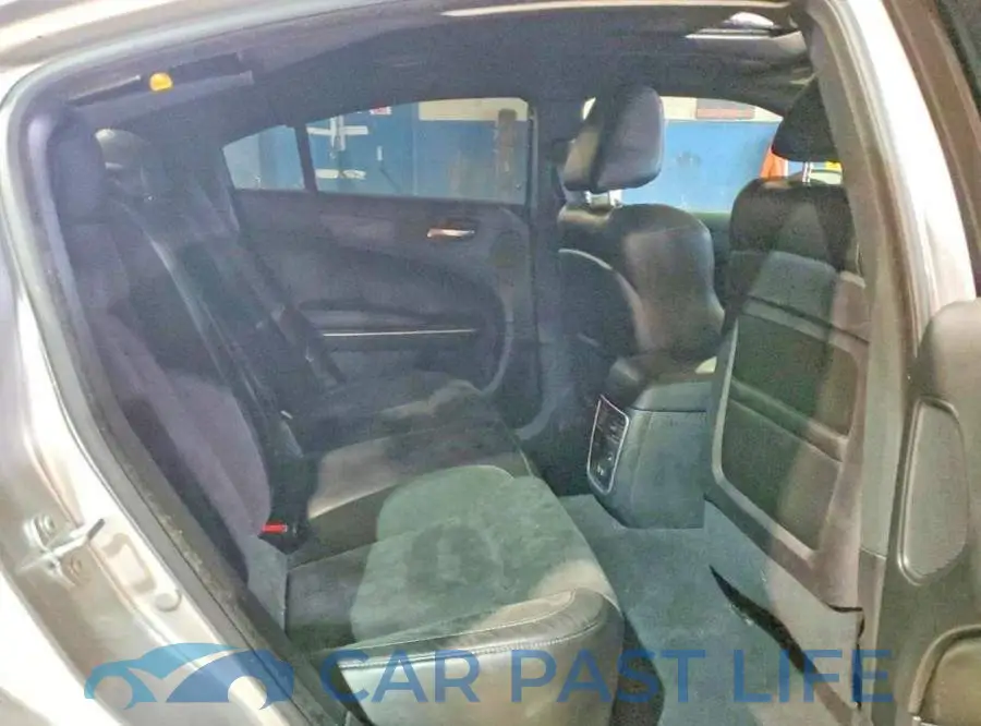 2C3CDXGJ5MH569621# 10