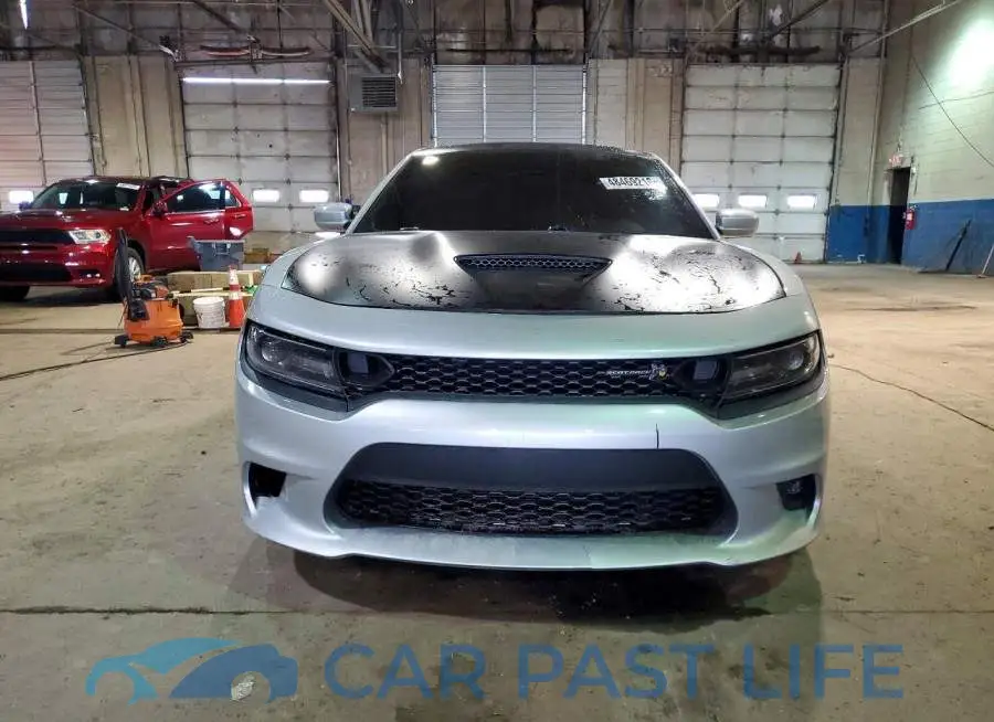 2C3CDXGJ5MH569621# 5