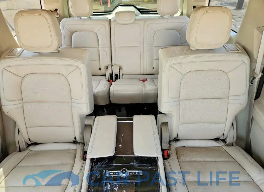 5LMJJ2LT8MEL00440# 10