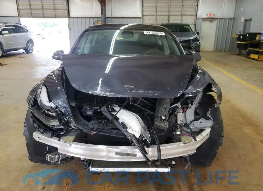 5YJ3E1EB5PF663056# 5