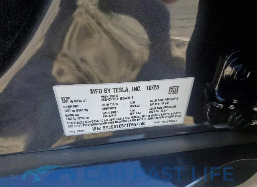 5YJSA1E57TF557140# 13