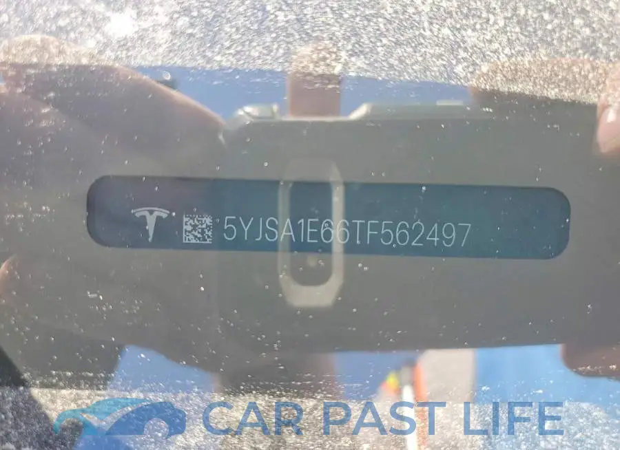 5YJSA1E66TF562497# 12