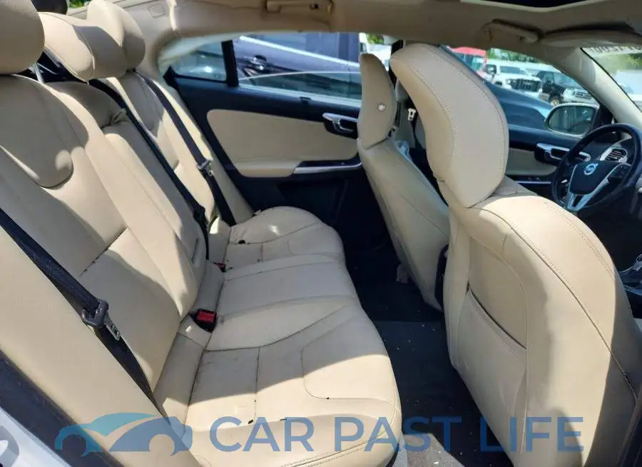 LYV402TK2JB173887# 10