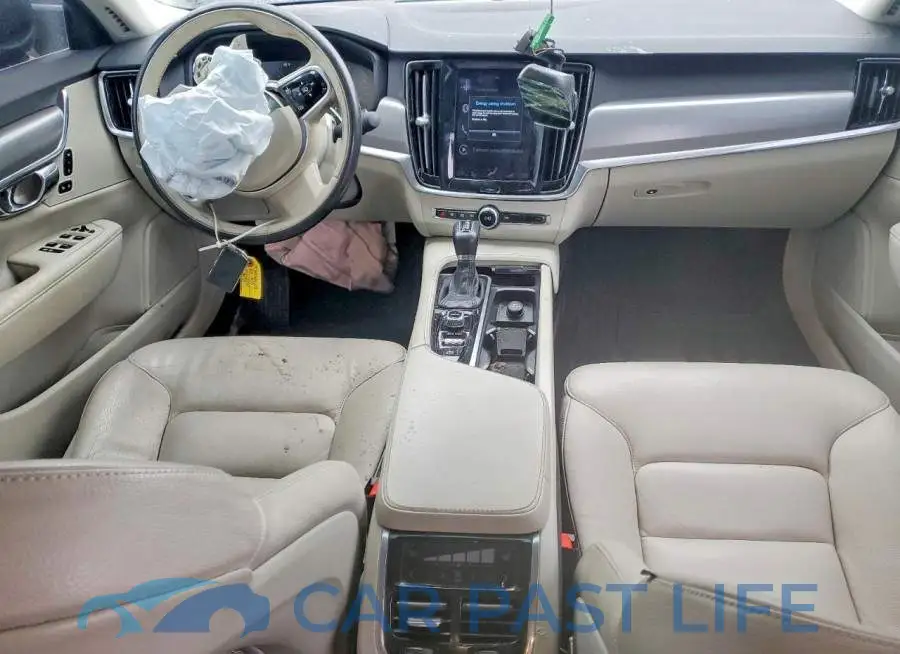 YV1A22MK3H1003853# 8