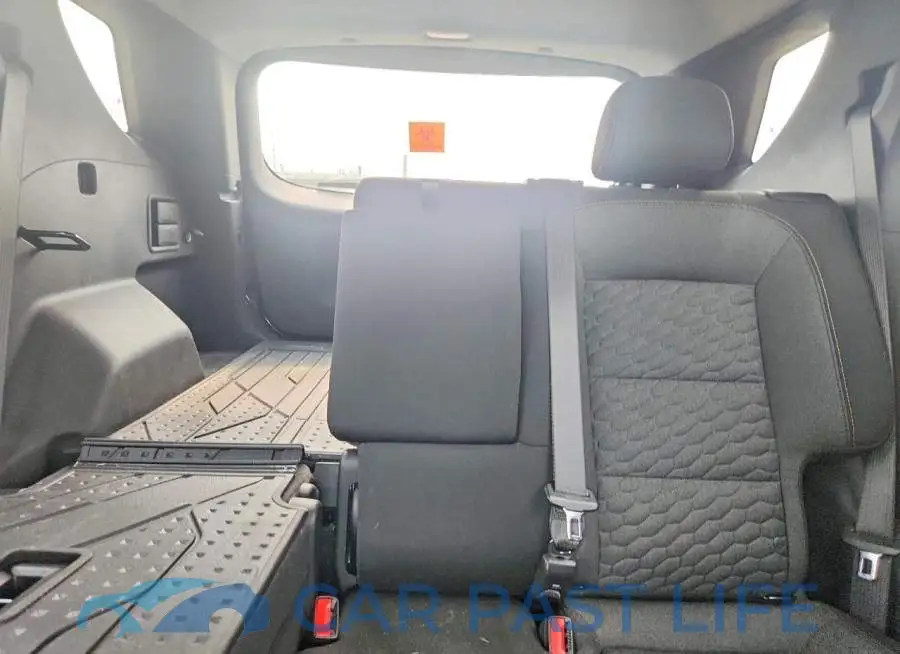 2GNAXKEV0M6118604# 10