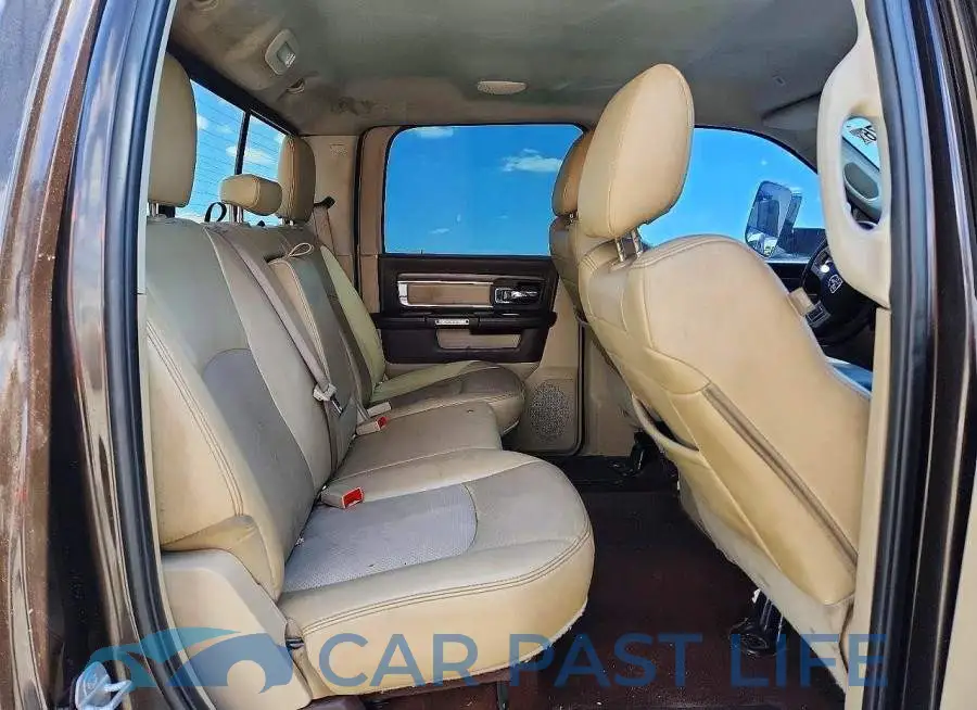 3C63RRJL7HG703562# 6