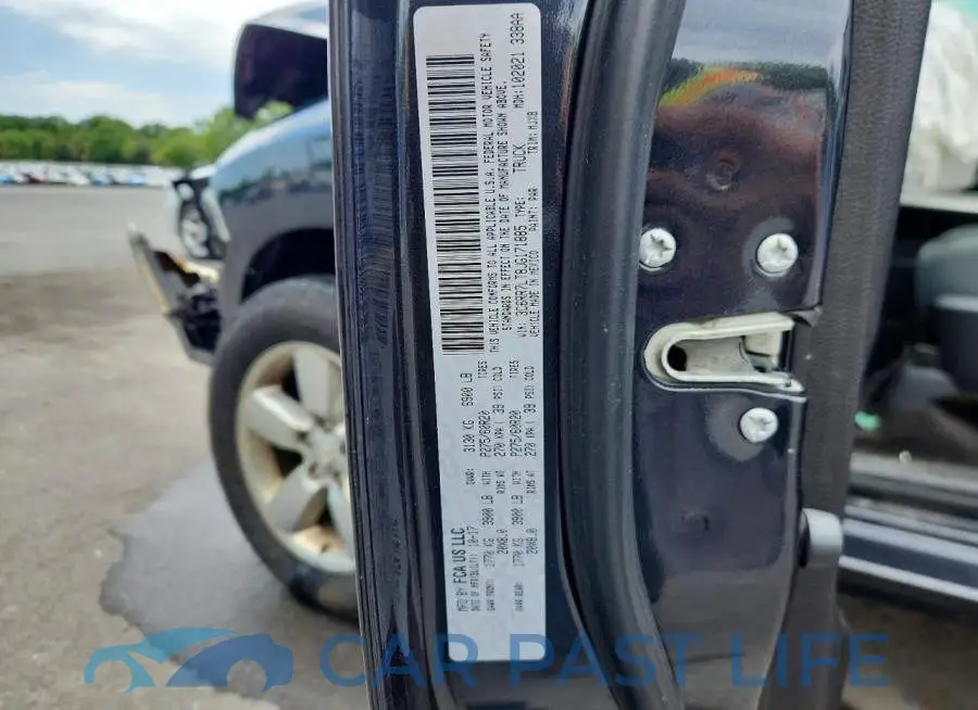 3C6RR7LT8JG171885# 12