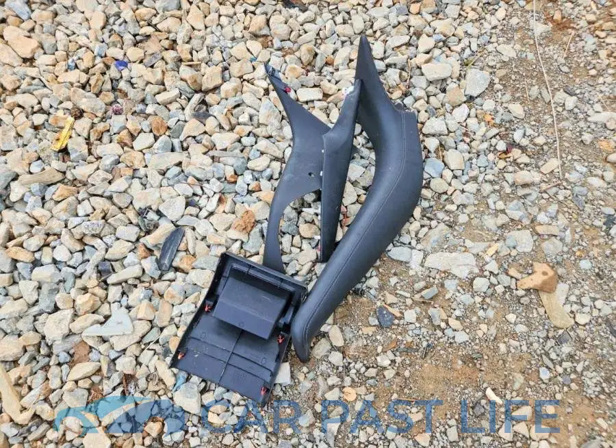 4T1G11AK5LU936187# 12