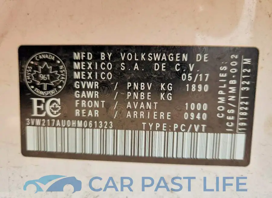 3VW217AU0HM061323# 12