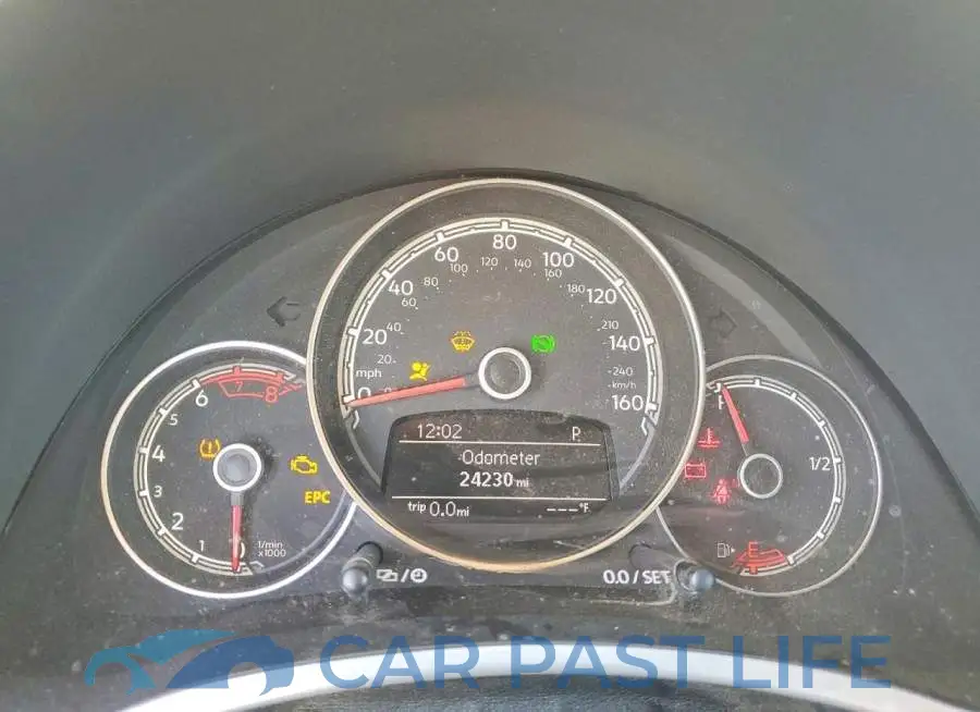 3VW517AT0HM813977# 9