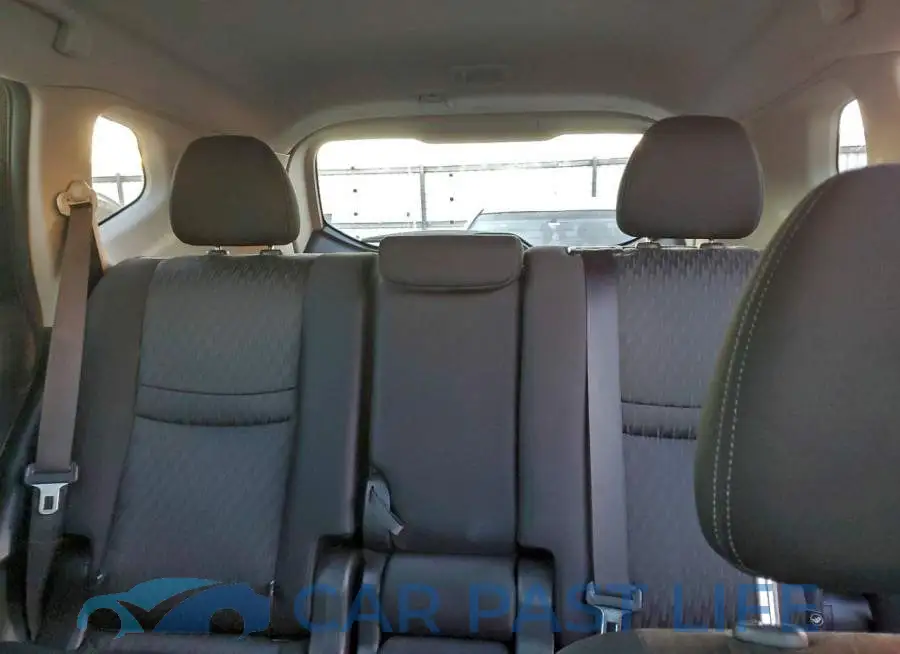 JN8AT2MT1LW039990# 10