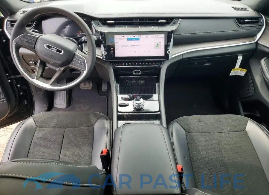 1C4RJKAR2T8609495# 8
