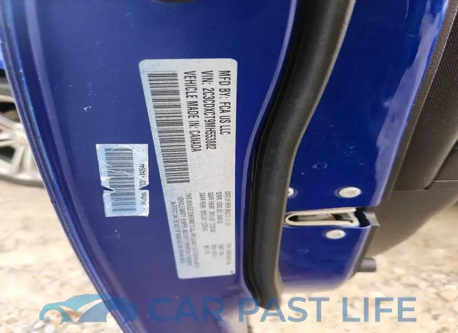 2C3CDXCT9MH553882# 12