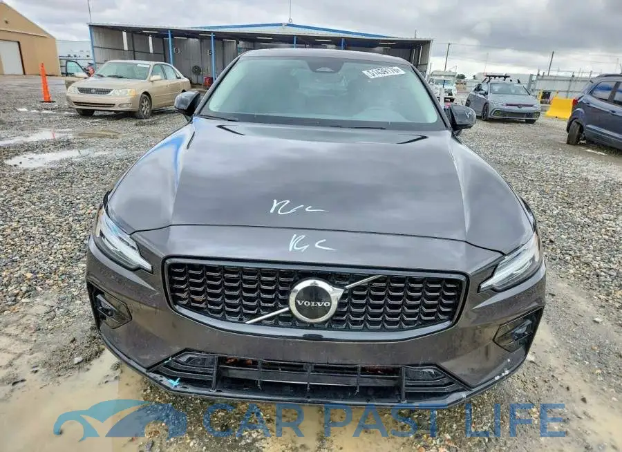 7JRL12FKXRG317353# 5