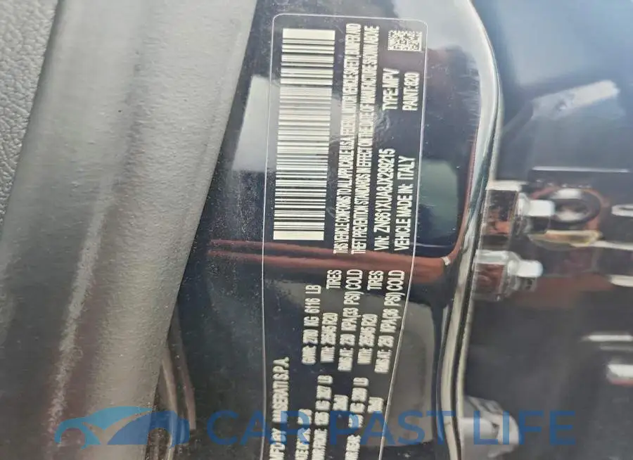 ZN661XUA8JX299215# 13
