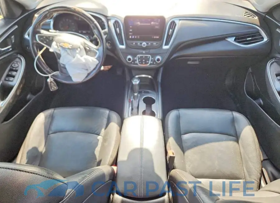 1G1ZD5ST2KF139782# 8