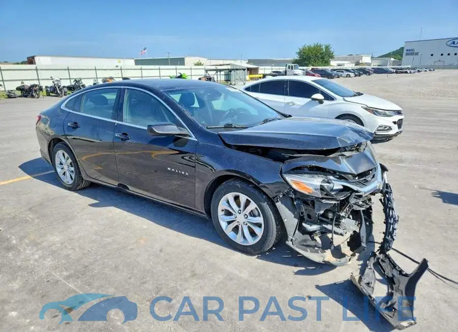 1G1ZD5ST2KF139782# 4