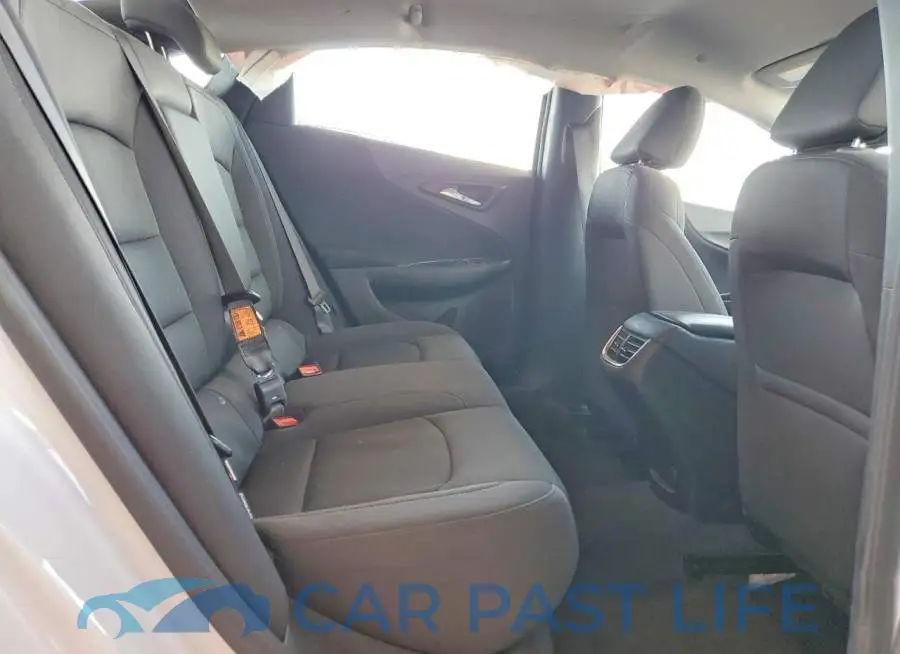 1G1ZD5ST2RF238306# 10