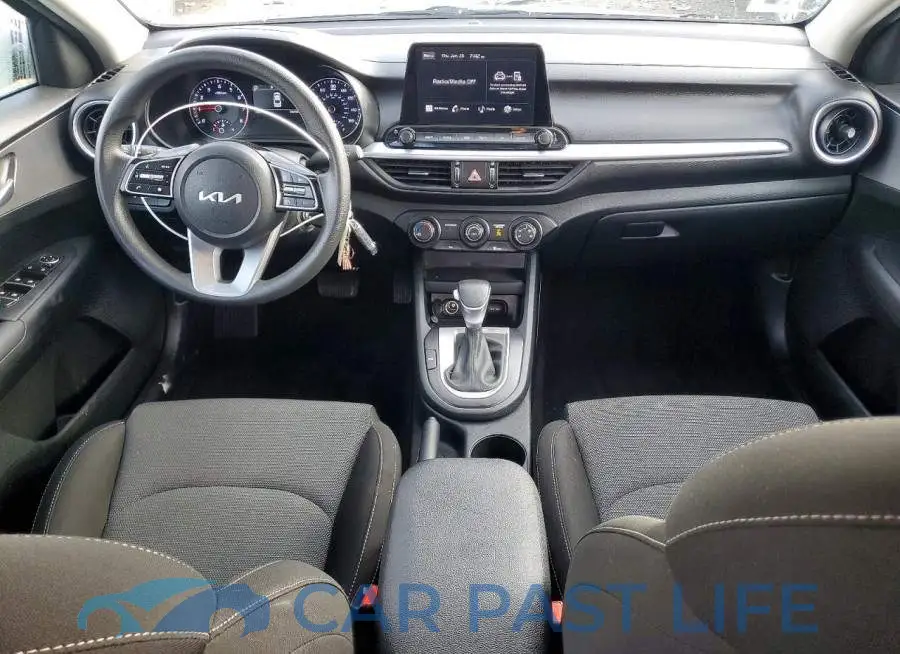 3KPF24AD3PE517615# 8
