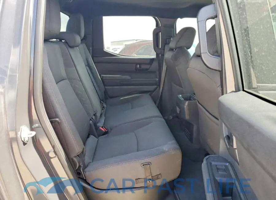 3TMKB5FN8RM005055# 11