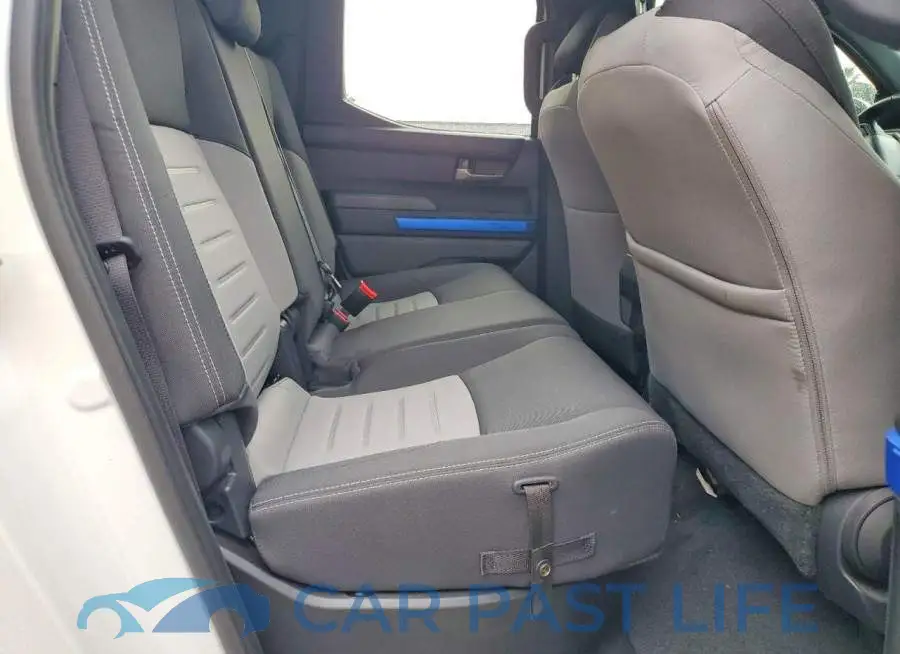 3TYLB5JN1RT013045# 10