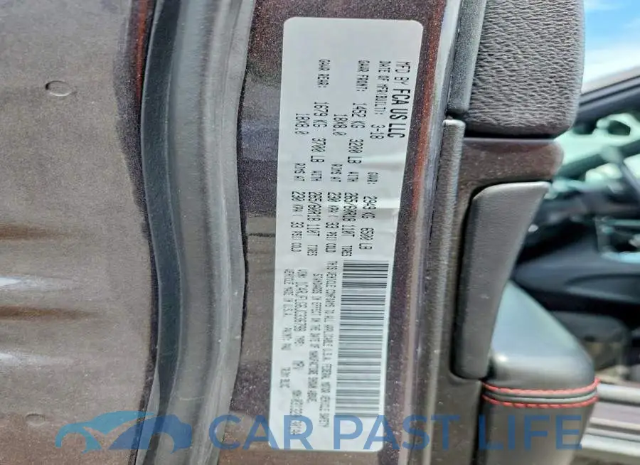 1C4RJFLG6JC336798# 13
