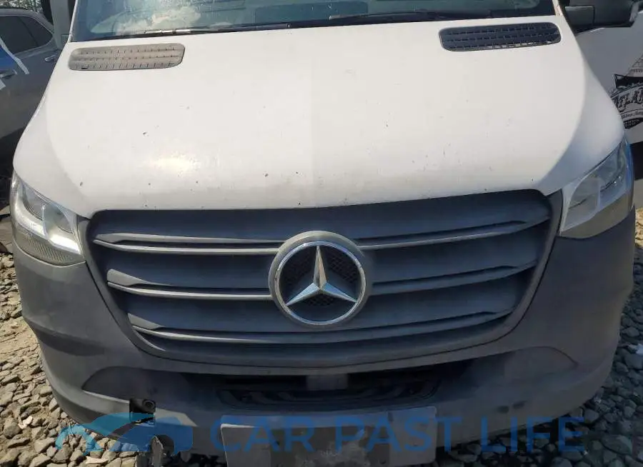 WD3PF0CD5KP024178# 12