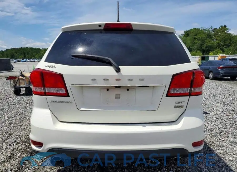 3C4PDCEG2JT380585# 6