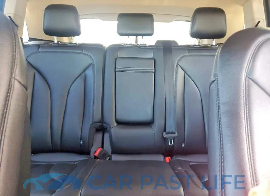 2LMPJ8J90PBL21830# 10