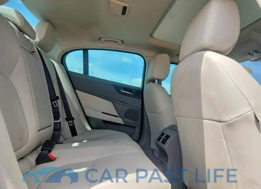 SAJAD4GX8KCP49070# 10