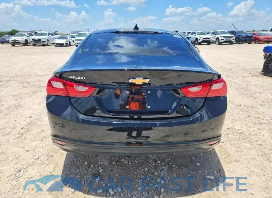 1G1ZB5ST3SF102858# 6