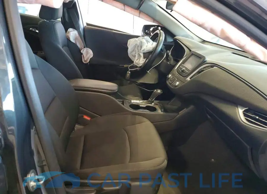 1G1ZB5ST9JF152761# 7