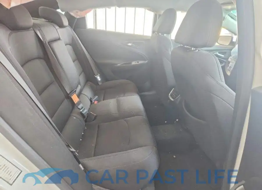 1G1ZD5ST5RF151550# 10