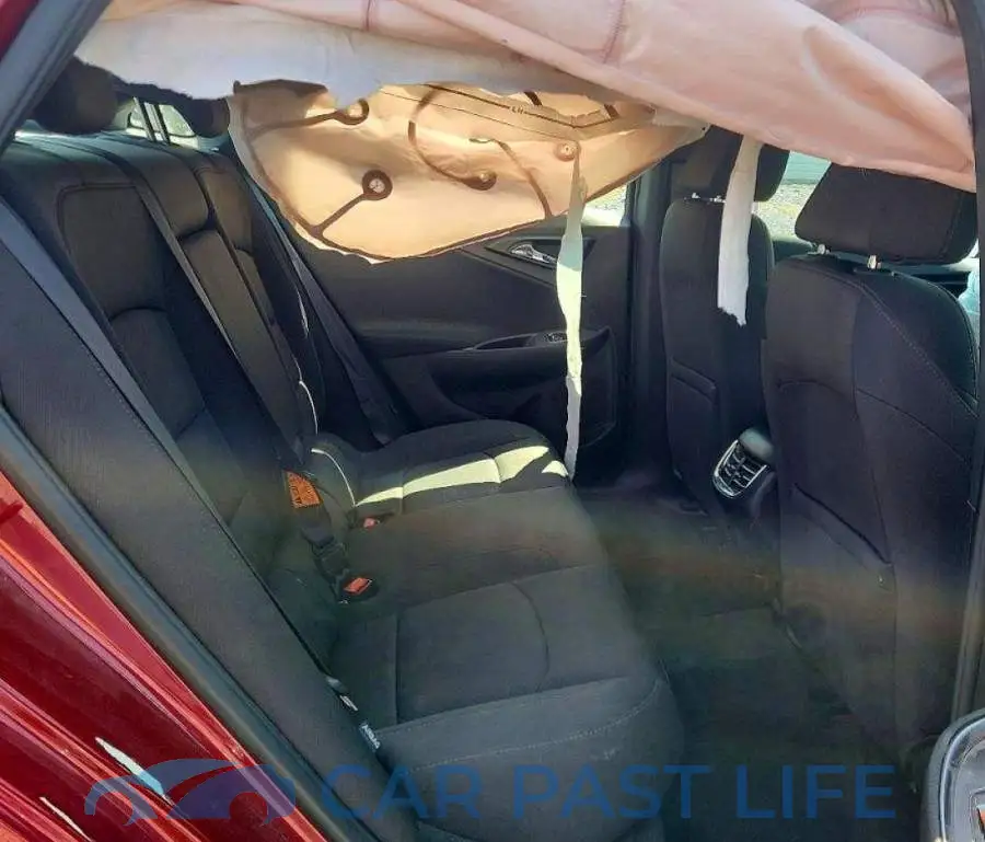 1G1ZD5ST8JF185776# 10