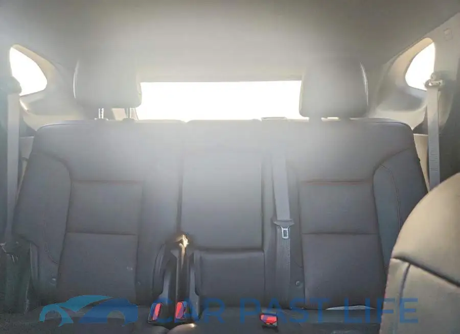 3GNKBJRS4KS623279# 10