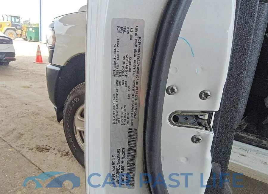 3C6UR5CJ4RG356864# 12
