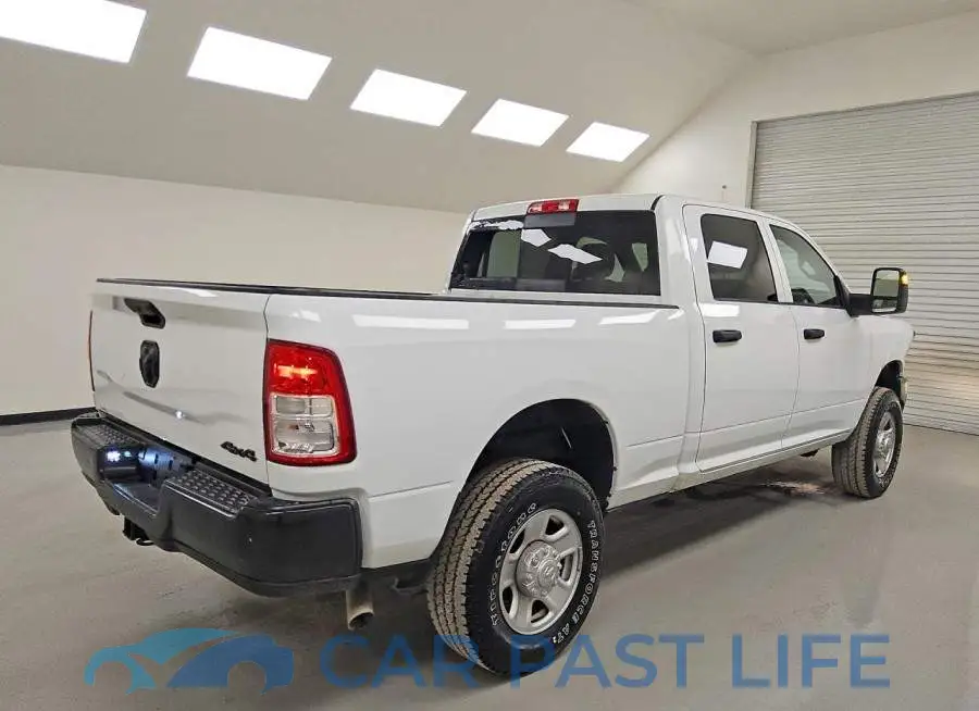 3C6UR5CJ4RG356864# 3