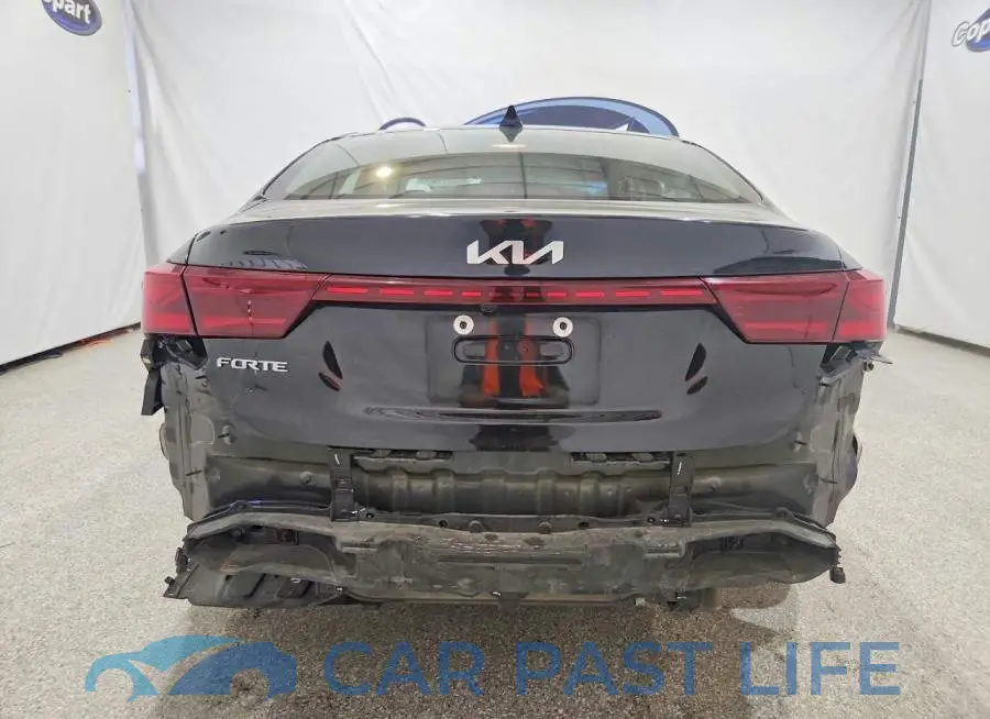 3KPF24AD1PE613436# 6