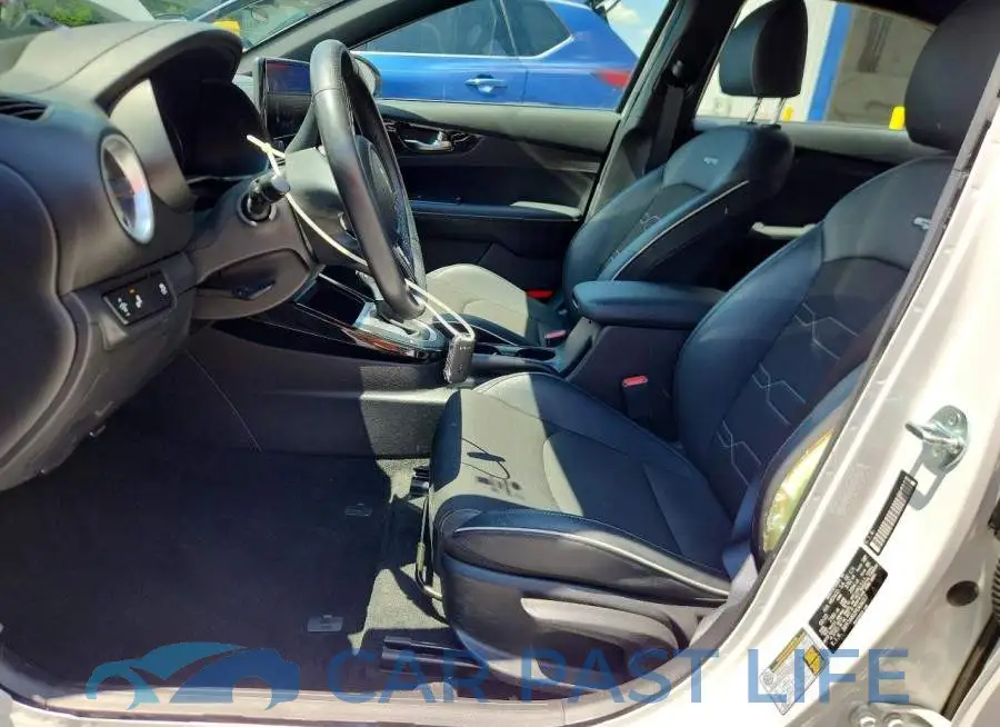 3KPF54AD2PE606017# 7
