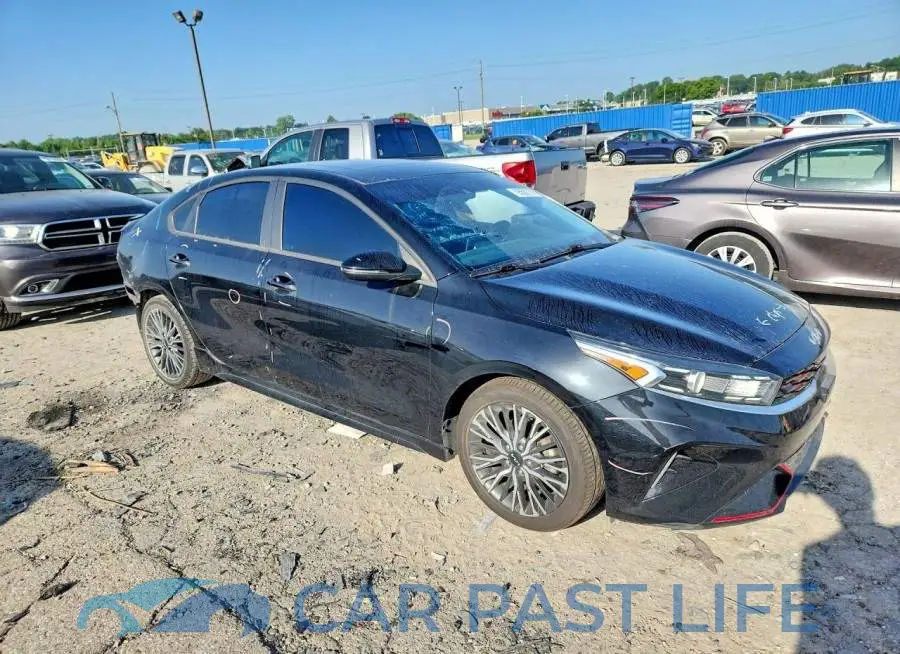 3KPF54AD4PE531255# 4