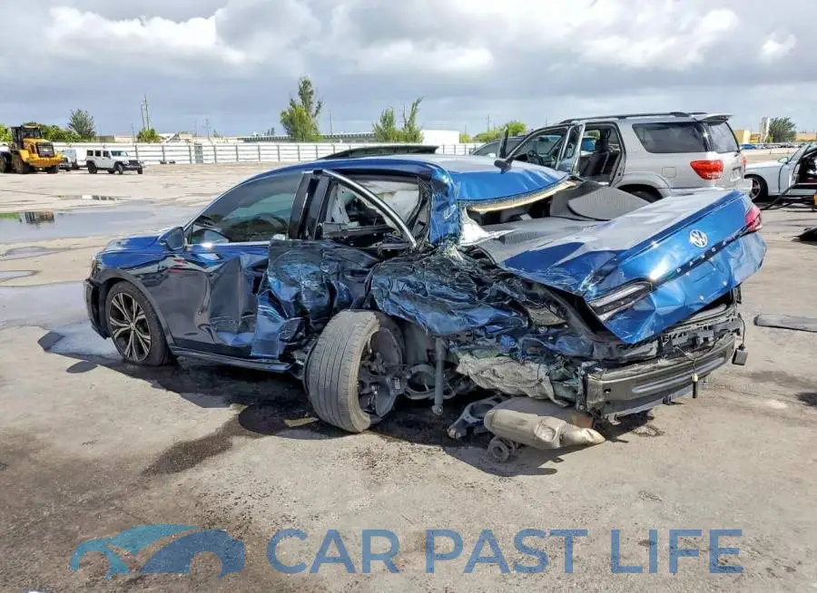1VWSA7A37NC008543# 2