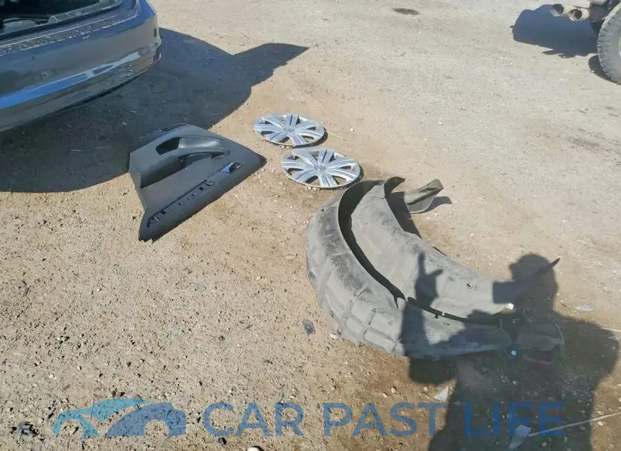 3VW2B7AJ6HM372628# 12