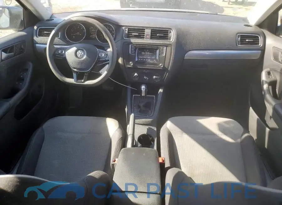 3VW2B7AJ6HM372628# 8