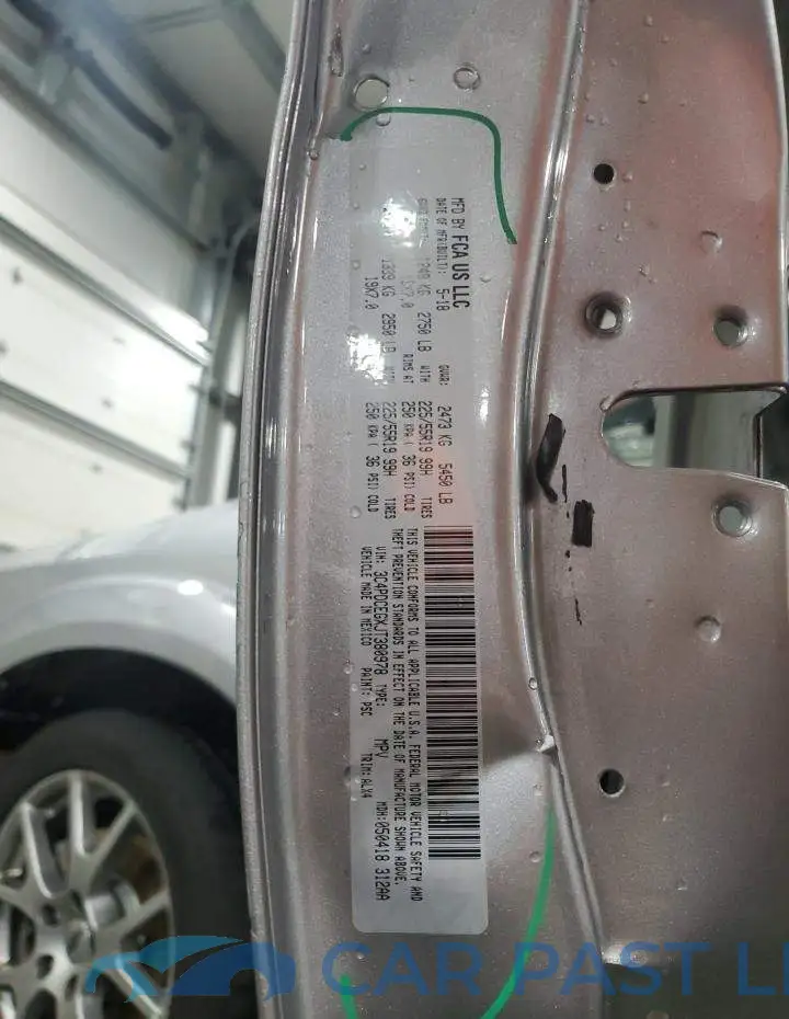3C4PDCEGXJT380978# 14