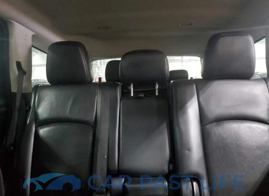 3C4PDCEGXJT380978# 10