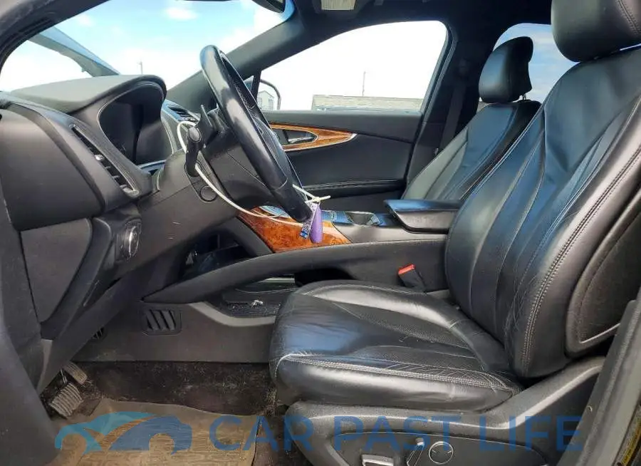 2LMPJ8KP3HBL16667# 7