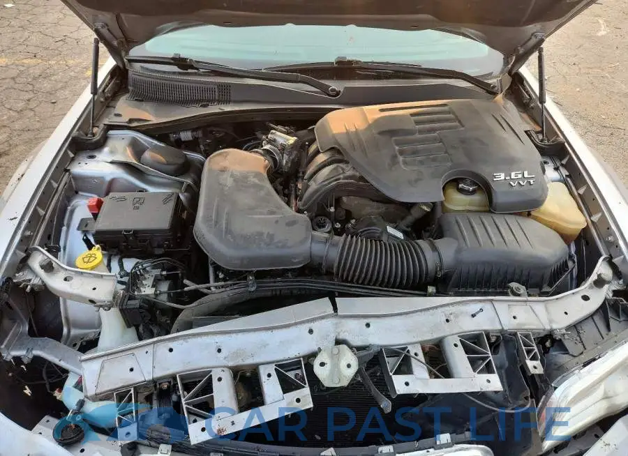 2C3CCAAG8HH662300# 11