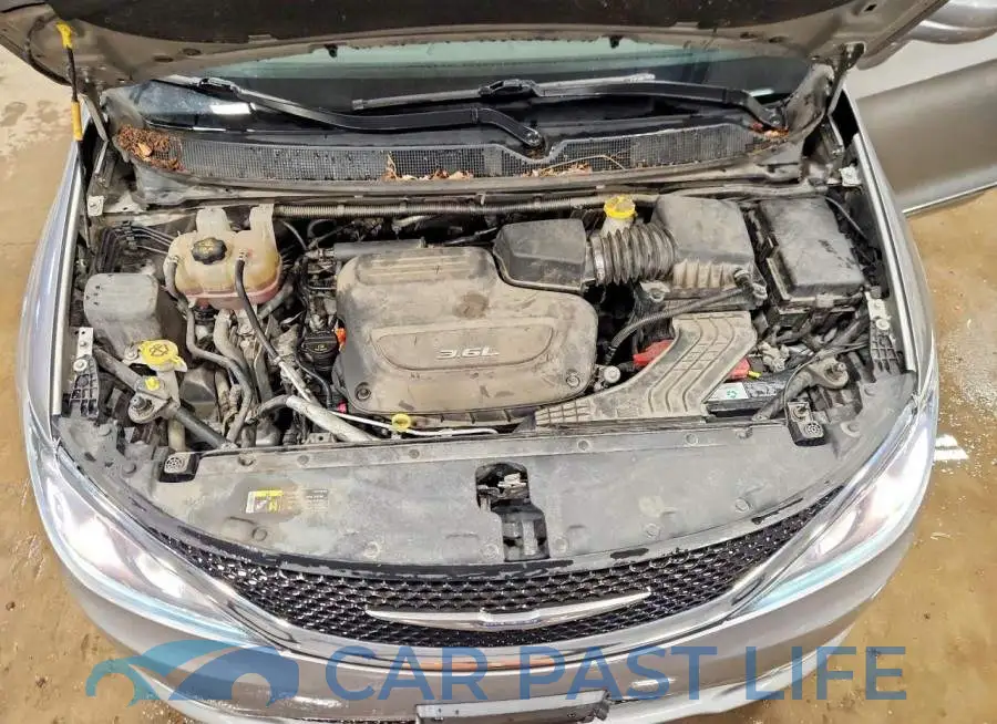 2C4RC1BG1HR720620# 12