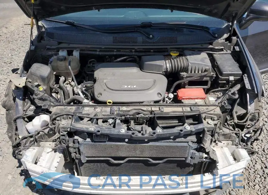 2C4RC1EGXHR628305# 12