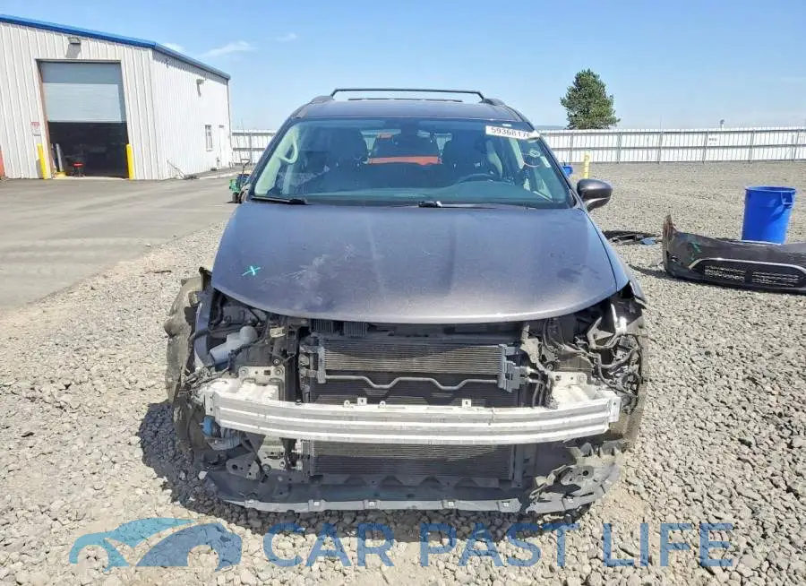 2C4RC1EGXHR628305# 5